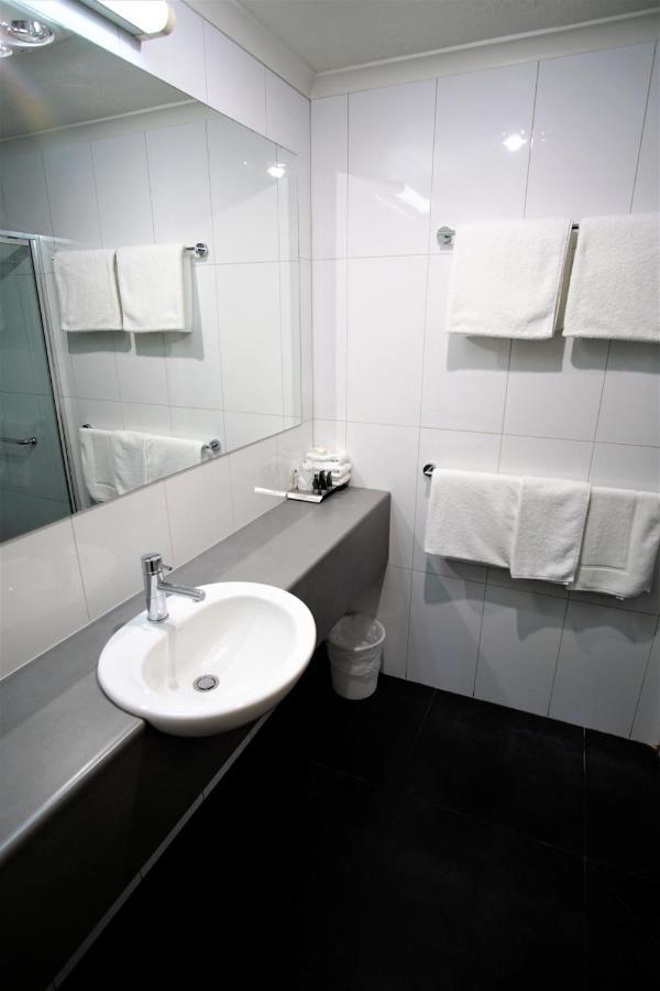 Parkview Motor Inn And Apartments วางกาแรตตา ภายนอก รูปภาพ