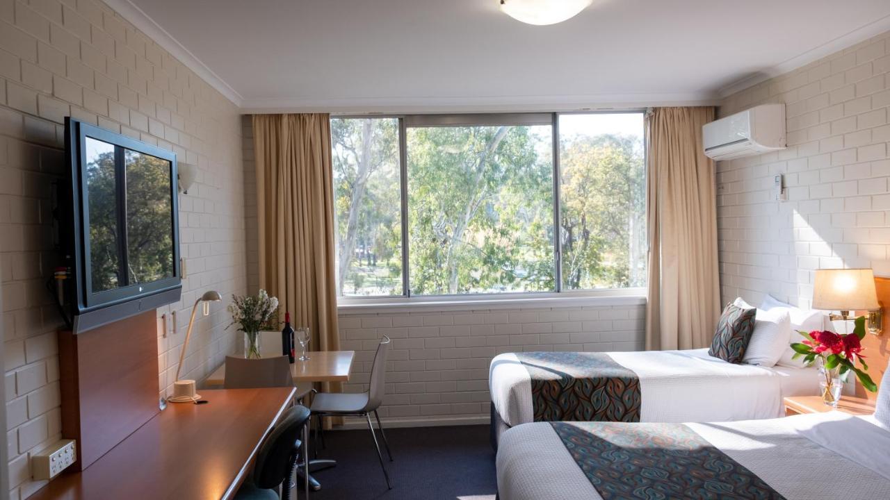 Parkview Motor Inn And Apartments วางกาแรตตา ภายนอก รูปภาพ